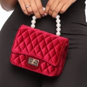 NWT FASHION NOVA Small Red Velvet Boxy Boxy Bag